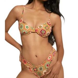 NEW MONTCE mazzy lulu bikini top in mazzy floral